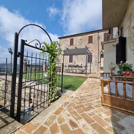 Locazione Turistica 35074 Vicolo Del Falco Perugia By Vesionica Appartement